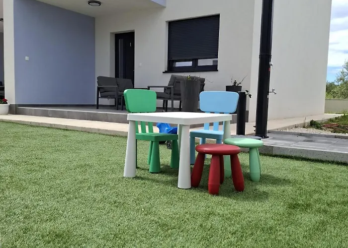 Strkalj Apartman Sukošan