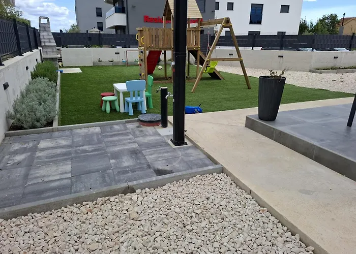 Strkalj * Сукошан